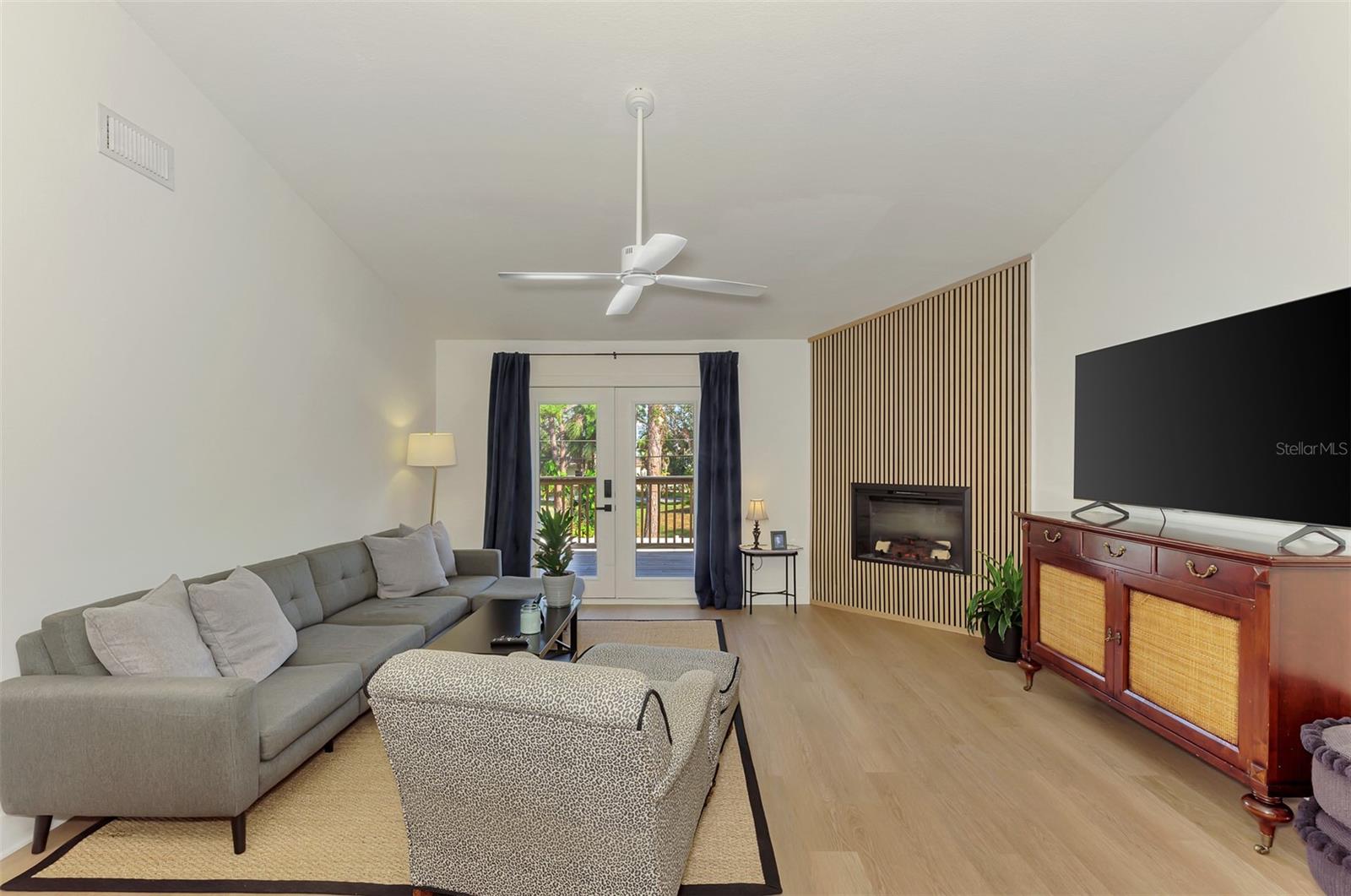 HIDDEN BAY ESTATES - Residential