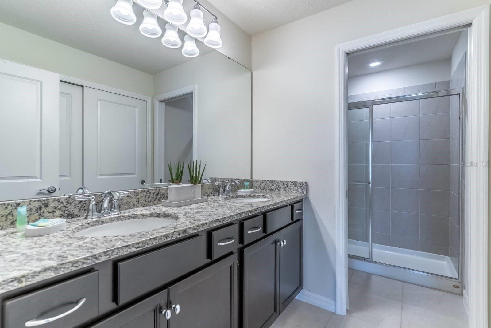 WINDSOR ISLAND RESIDENCE - Residential