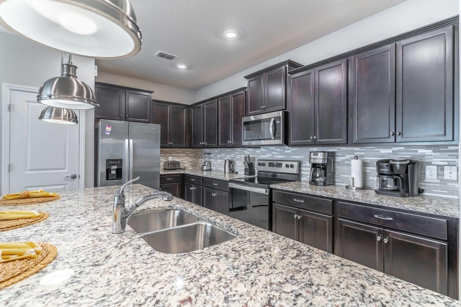 WINDSOR ISLAND RESIDENCE - Residential