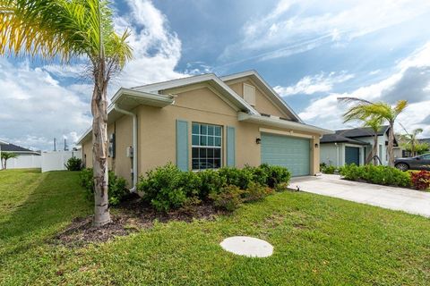 Photo of 108 Oakwood Court, Rotonda West, FL 33947 (MLS # D6142951)