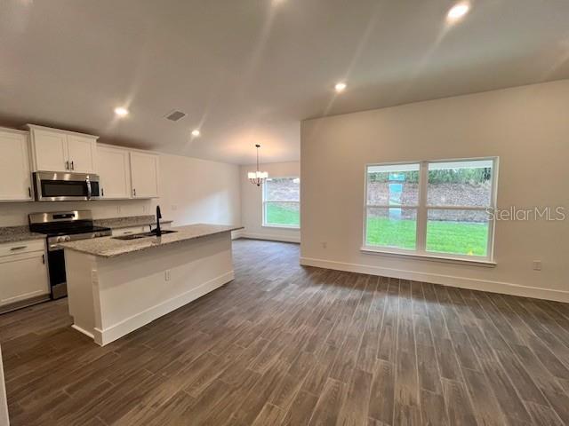 ABBEY GLEN - Residential