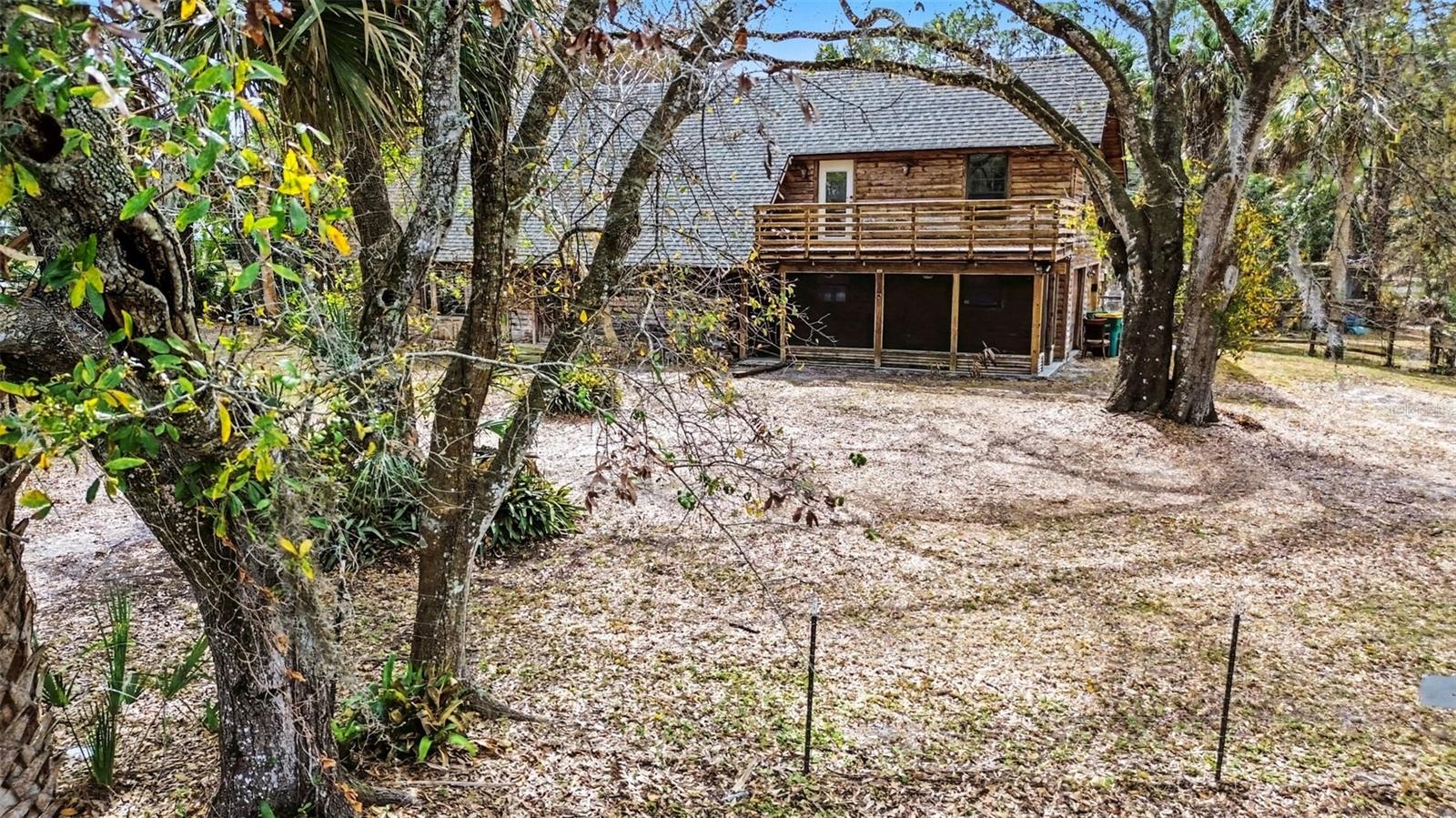 LAKE CREST 01 - Residential