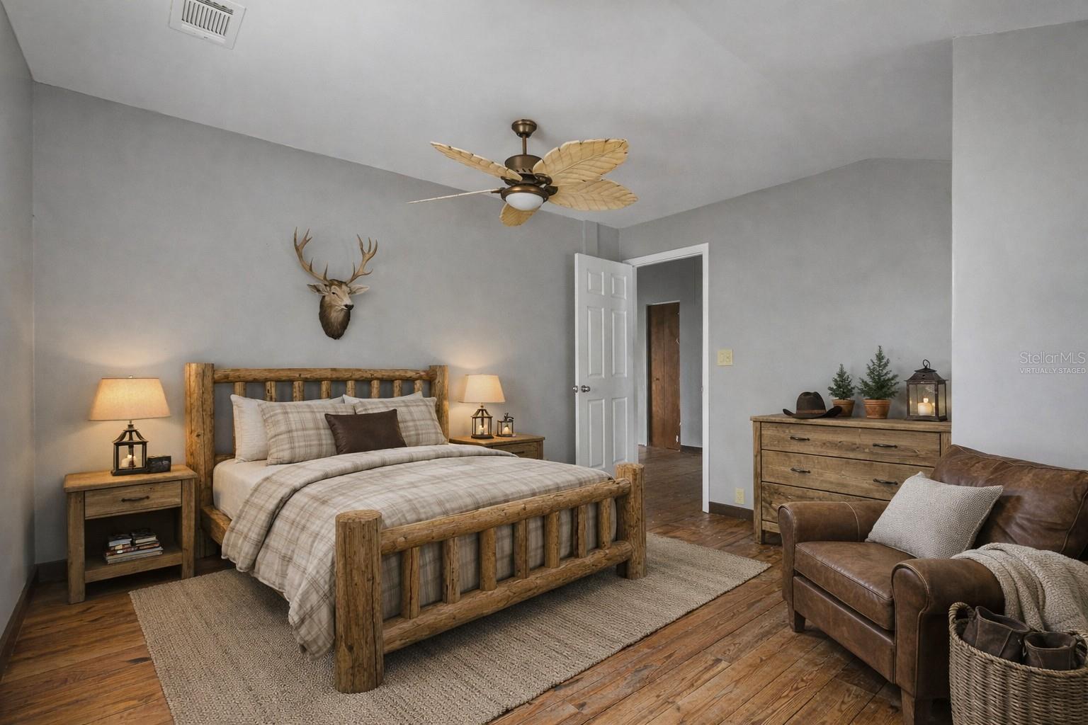 LAKE CREST 01 - Residential