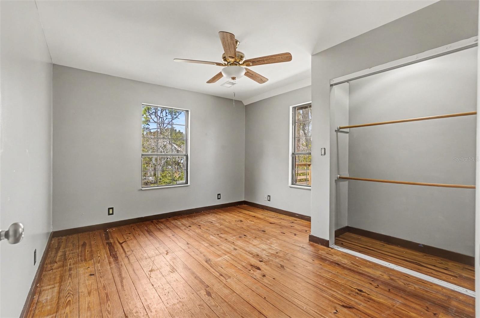 LAKE CREST 01 - Residential