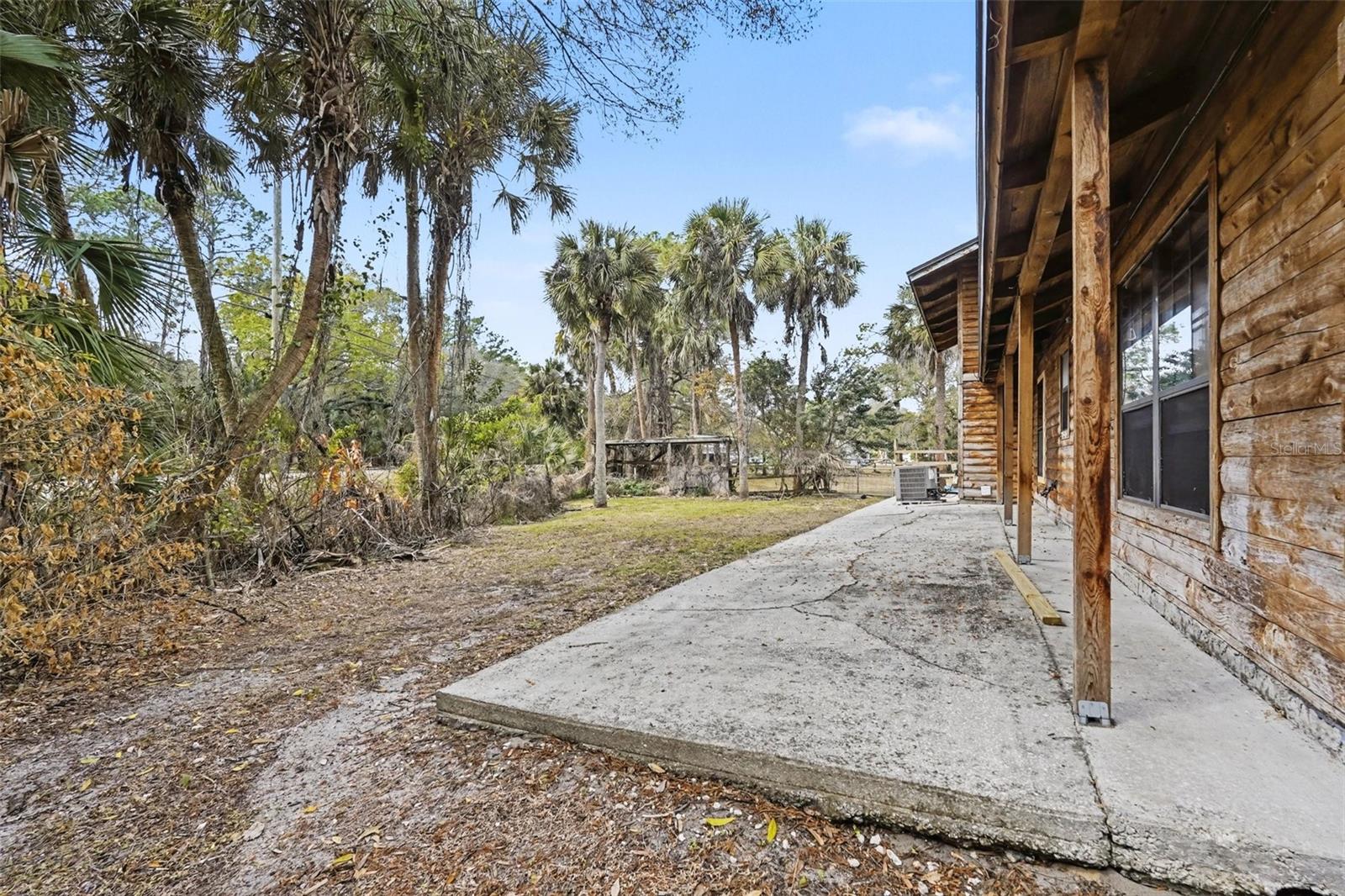 LAKE CREST 01 - Residential