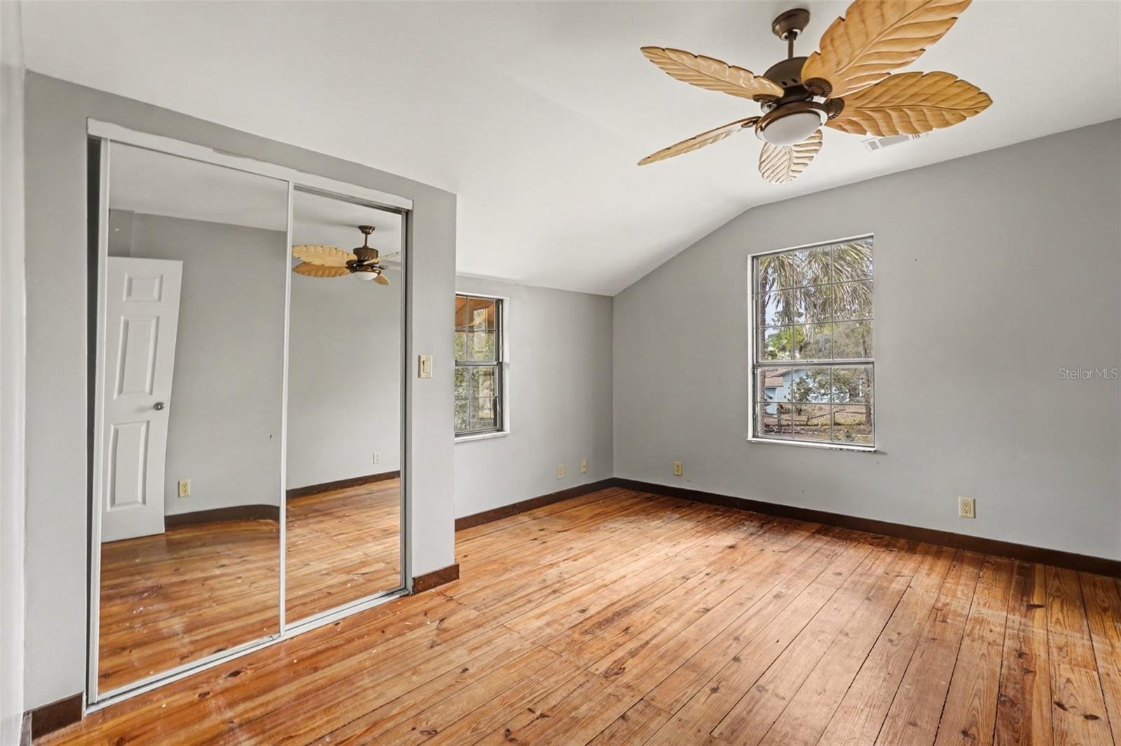 LAKE CREST 01 - Residential