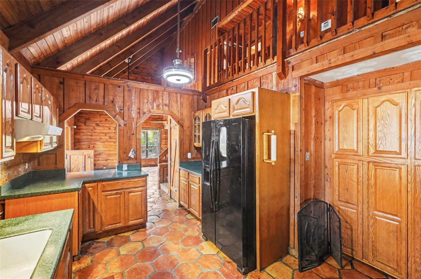 LAKE CREST 01 - Residential