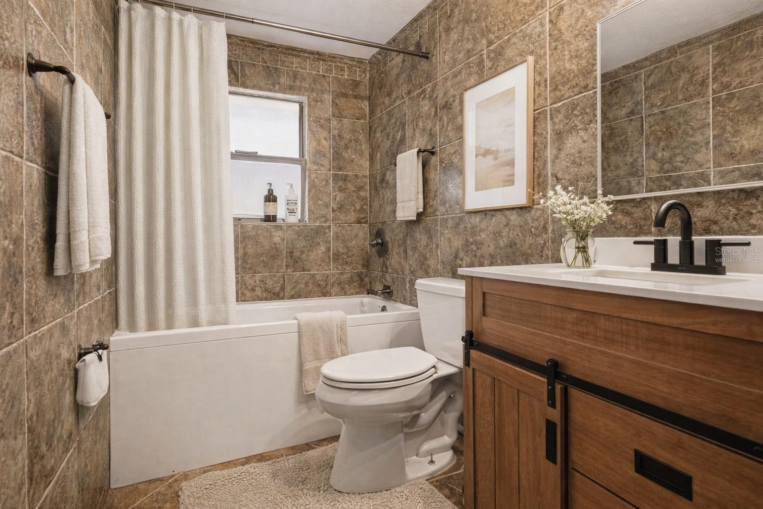 LAKE CREST 01 - Residential