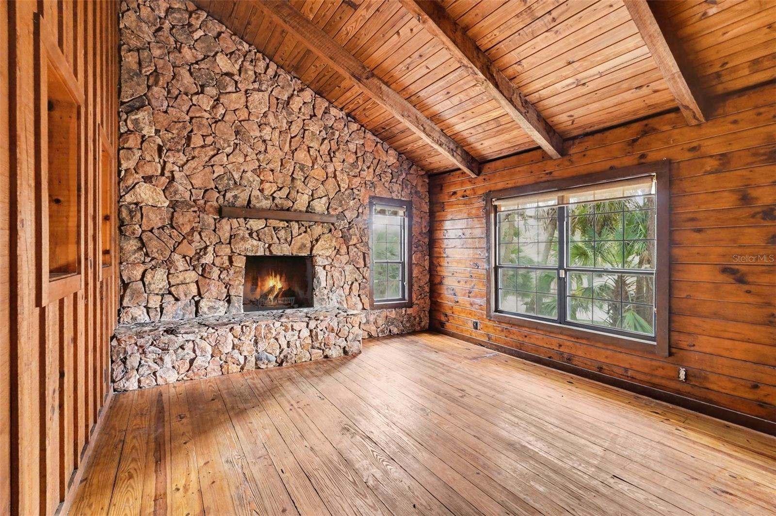 LAKE CREST 01 - Residential