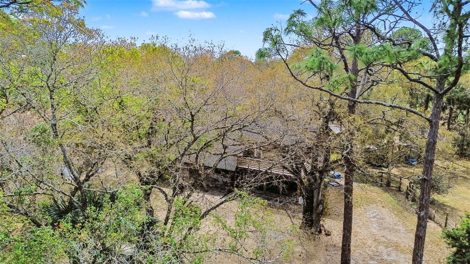 LAKE CREST 01 - Residential