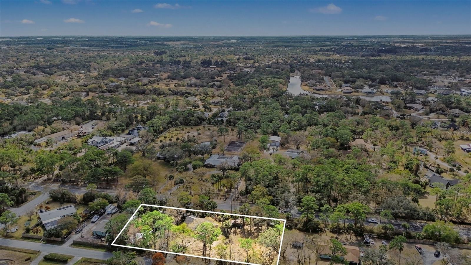 LAKE CREST 01 - Residential