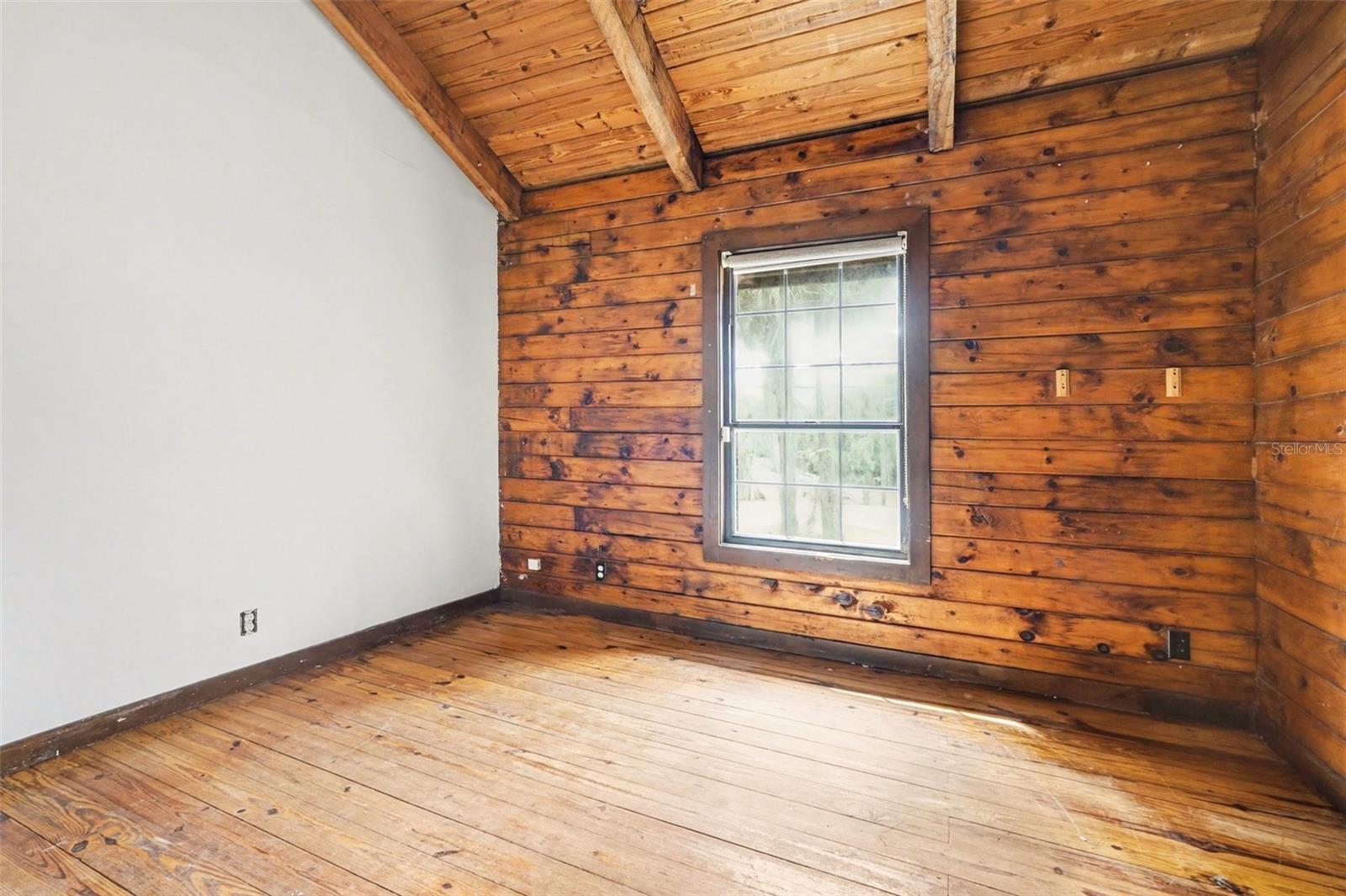 LAKE CREST 01 - Residential