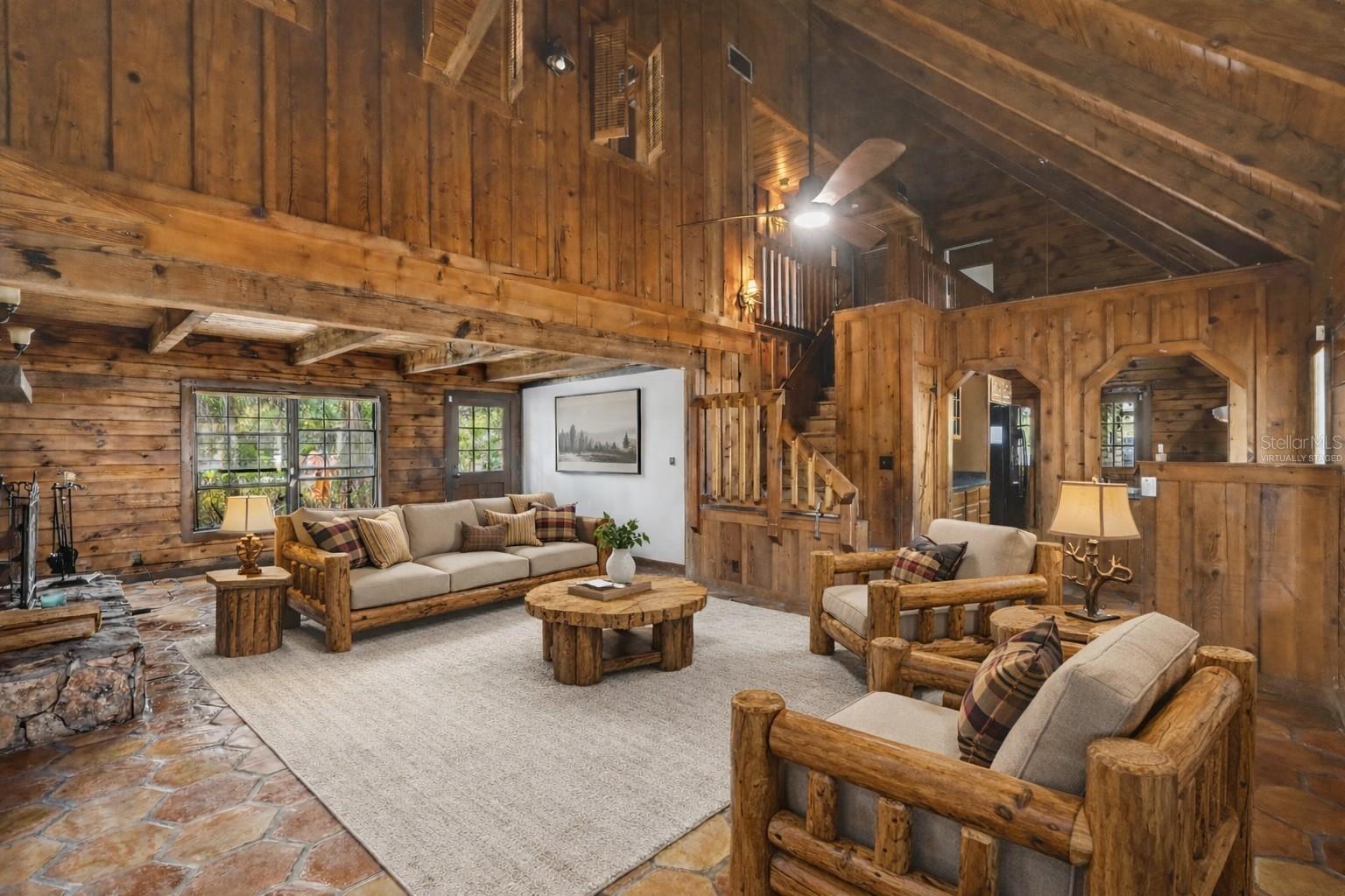 4295 LAKERIDGE DRIVE