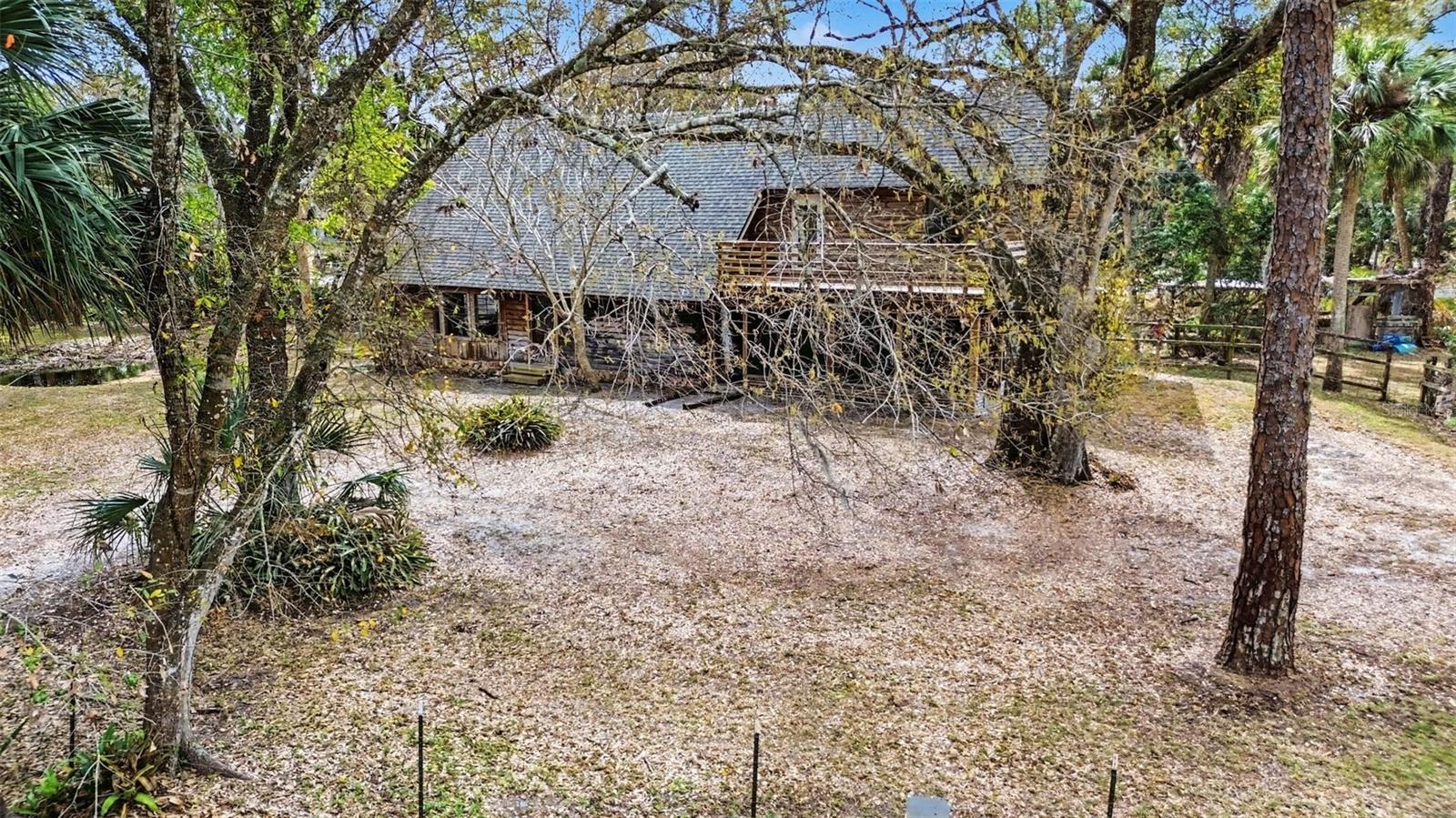 LAKE CREST 01 - Residential