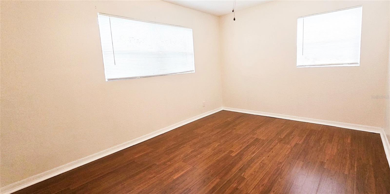 SUN ACRES UN 1 - Residential Lease