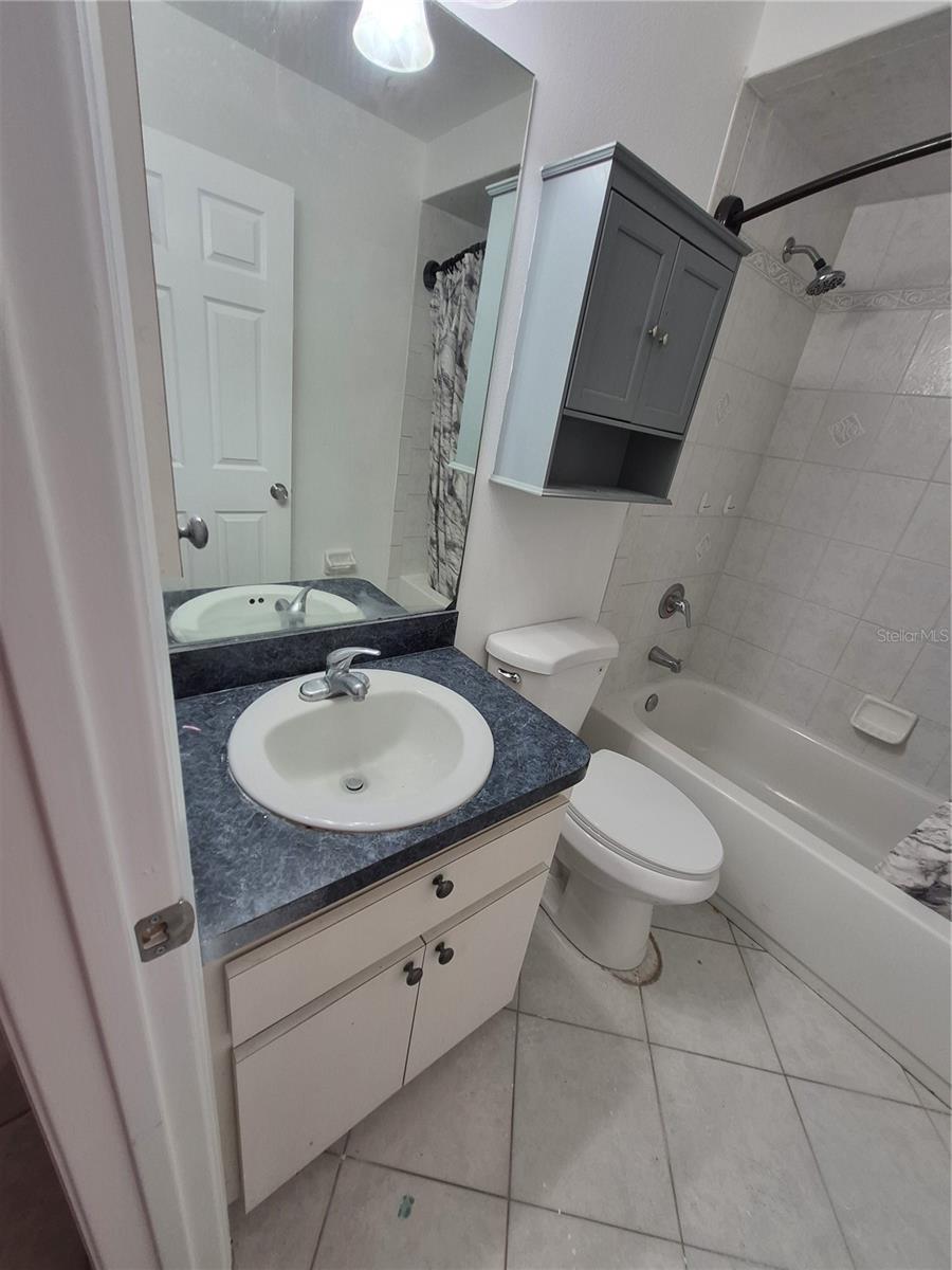 CITRUS SPGS UNIT 16 - Residential Lease