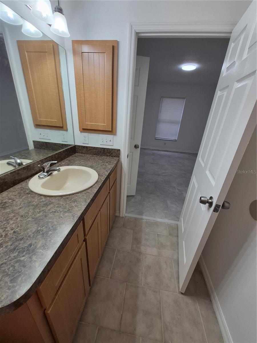 CITRUS SPGS UNIT 16 - Residential Lease