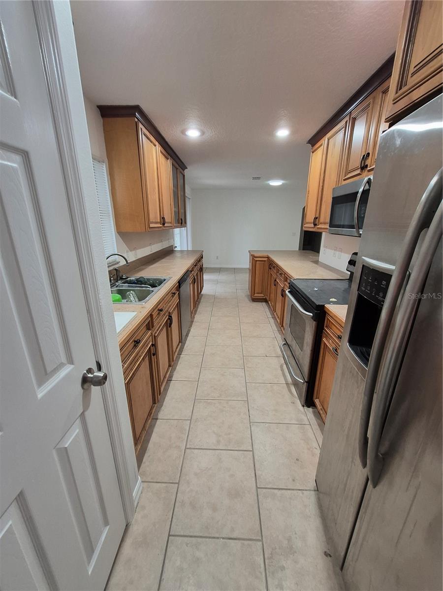 CITRUS SPGS UNIT 16 - Residential Lease