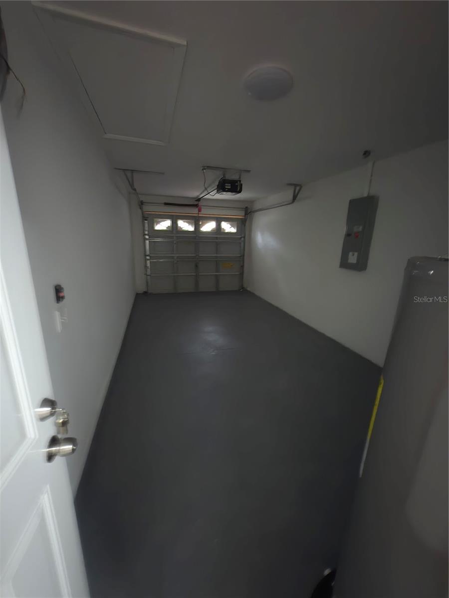 CITRUS SPGS UNIT 16 - Residential Lease