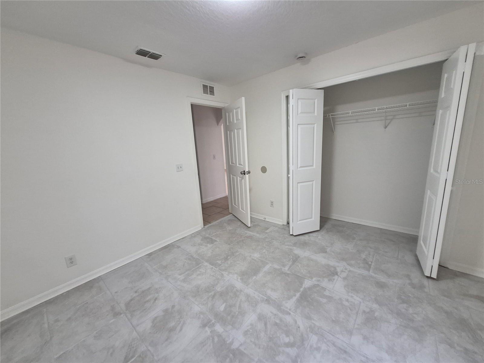 CITRUS SPGS UNIT 16 - Residential Lease