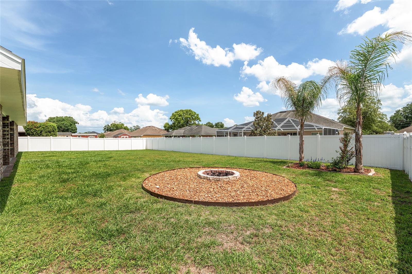 6746 SE 12TH PLACE
