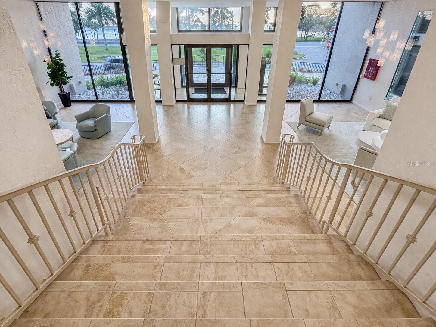 ESSEX HOUSE - Residential