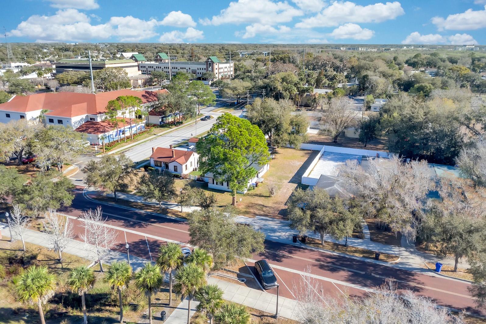 TOLIGA LAKE VIEW - Residential Income