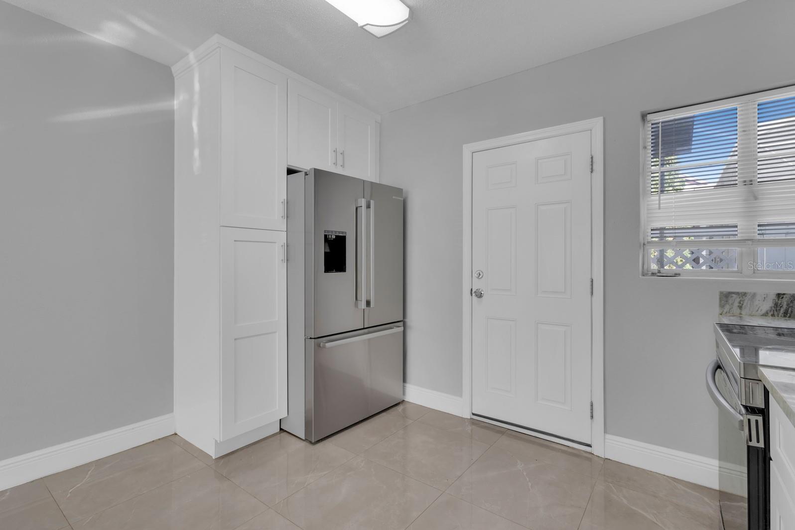 TOLIGA LAKE VIEW - Residential Income