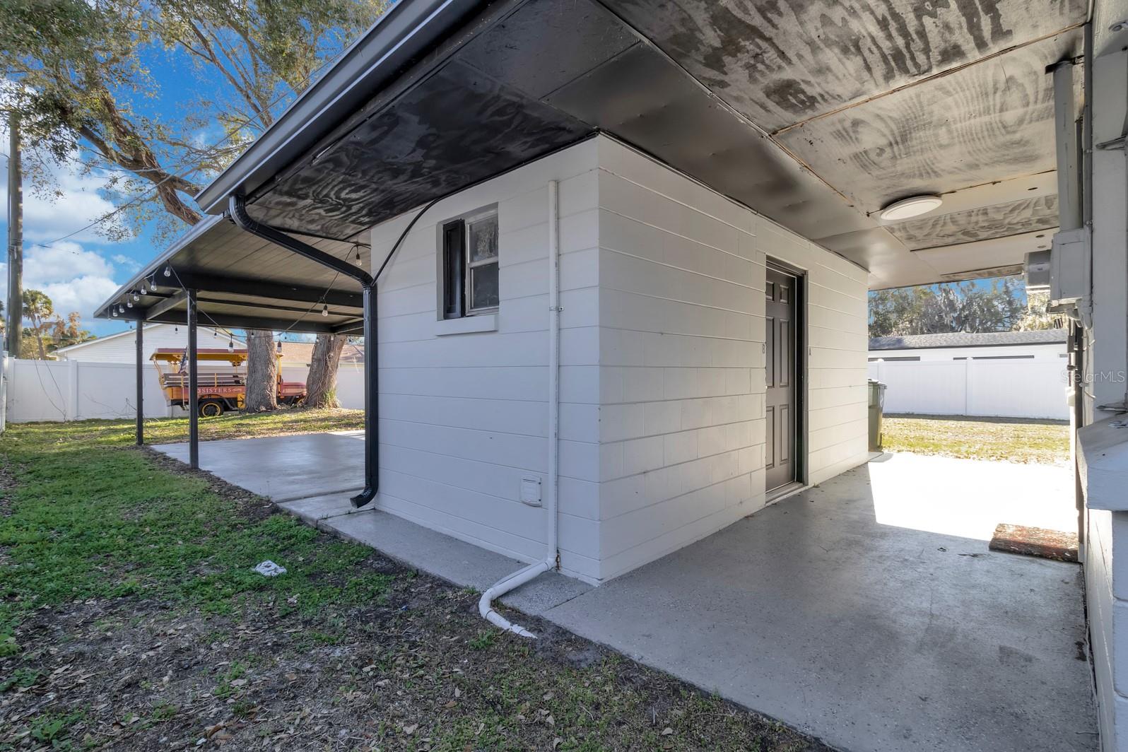 TOLIGA LAKE VIEW - Residential Income