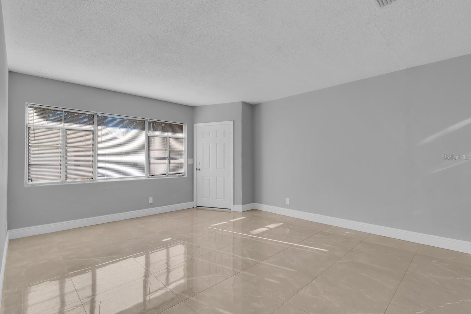 TOLIGA LAKE VIEW - Residential Income