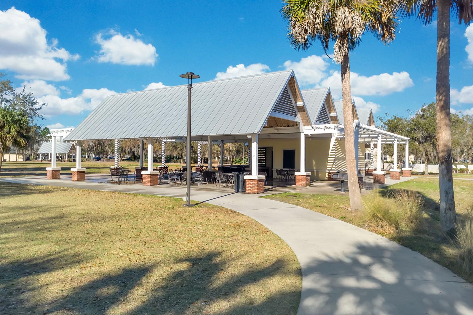 TOLIGA LAKE VIEW - Residential Income