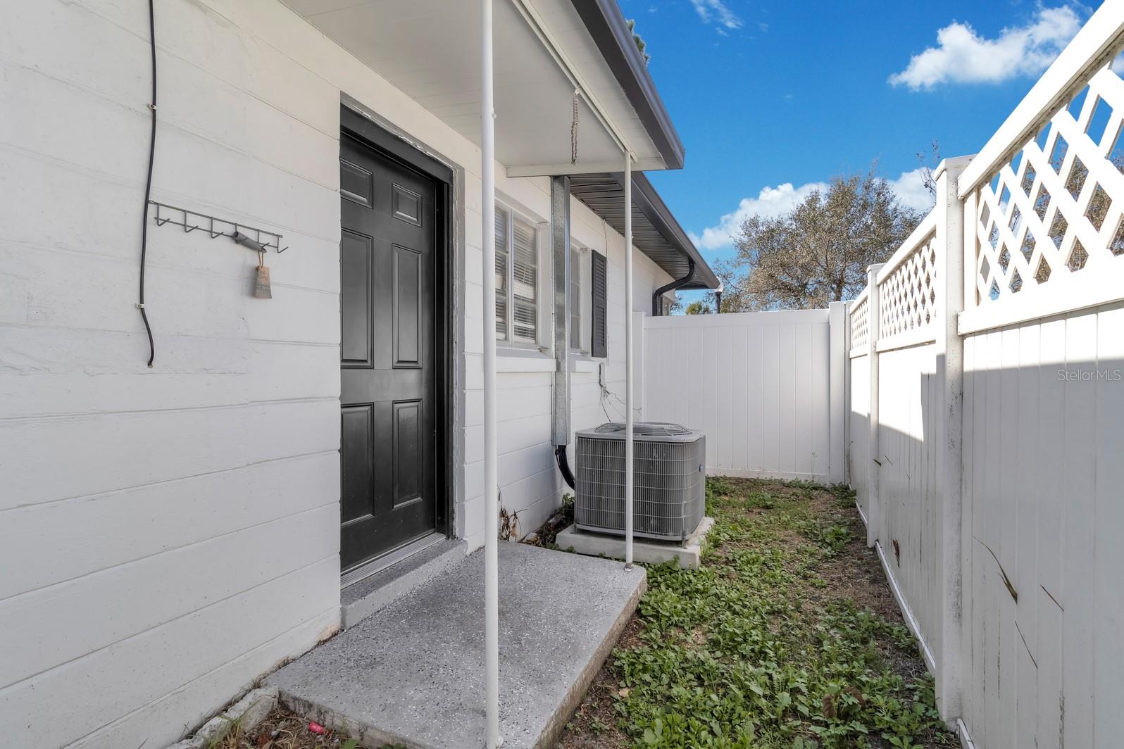 TOLIGA LAKE VIEW - Residential Income