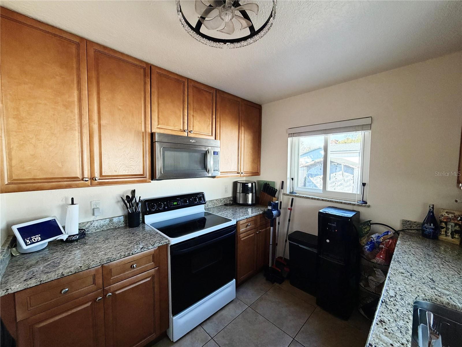 COUNTRYSIDE - Residential