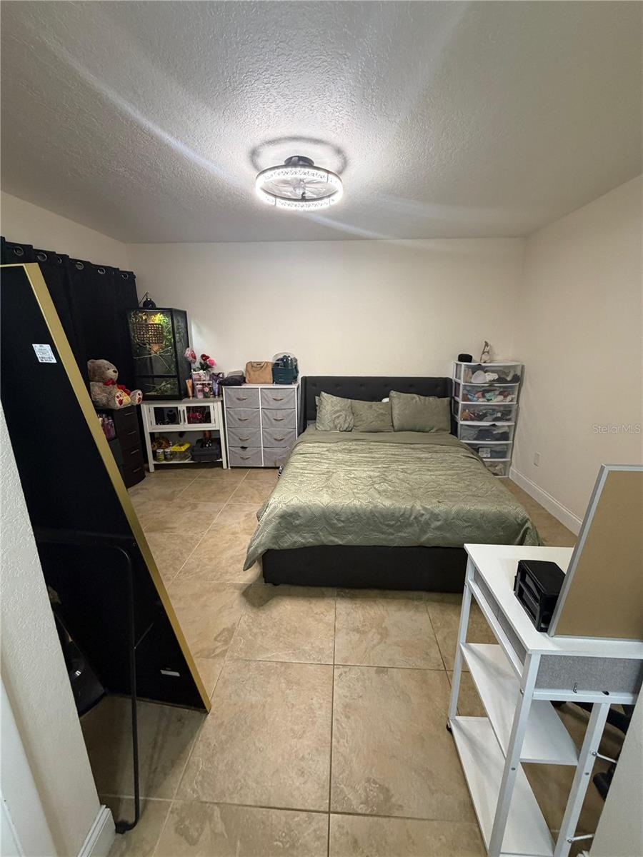 COUNTRYSIDE - Residential