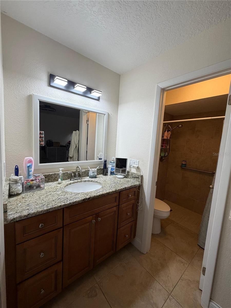 COUNTRYSIDE - Residential