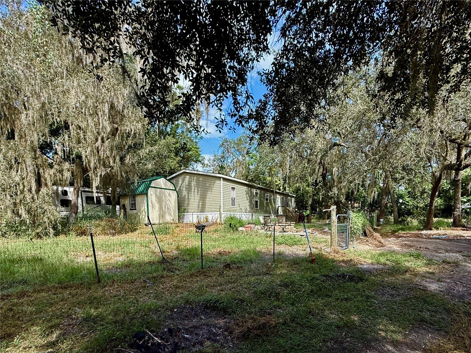 GOLDEN HEIGHTS - Residential