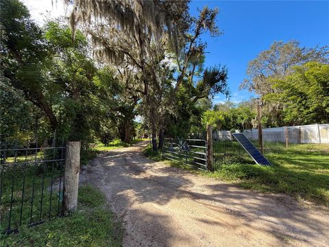 Tiny photo for 696 N Sunset Drive, Mount Dora, FL 32757 (MLS # G5103490)