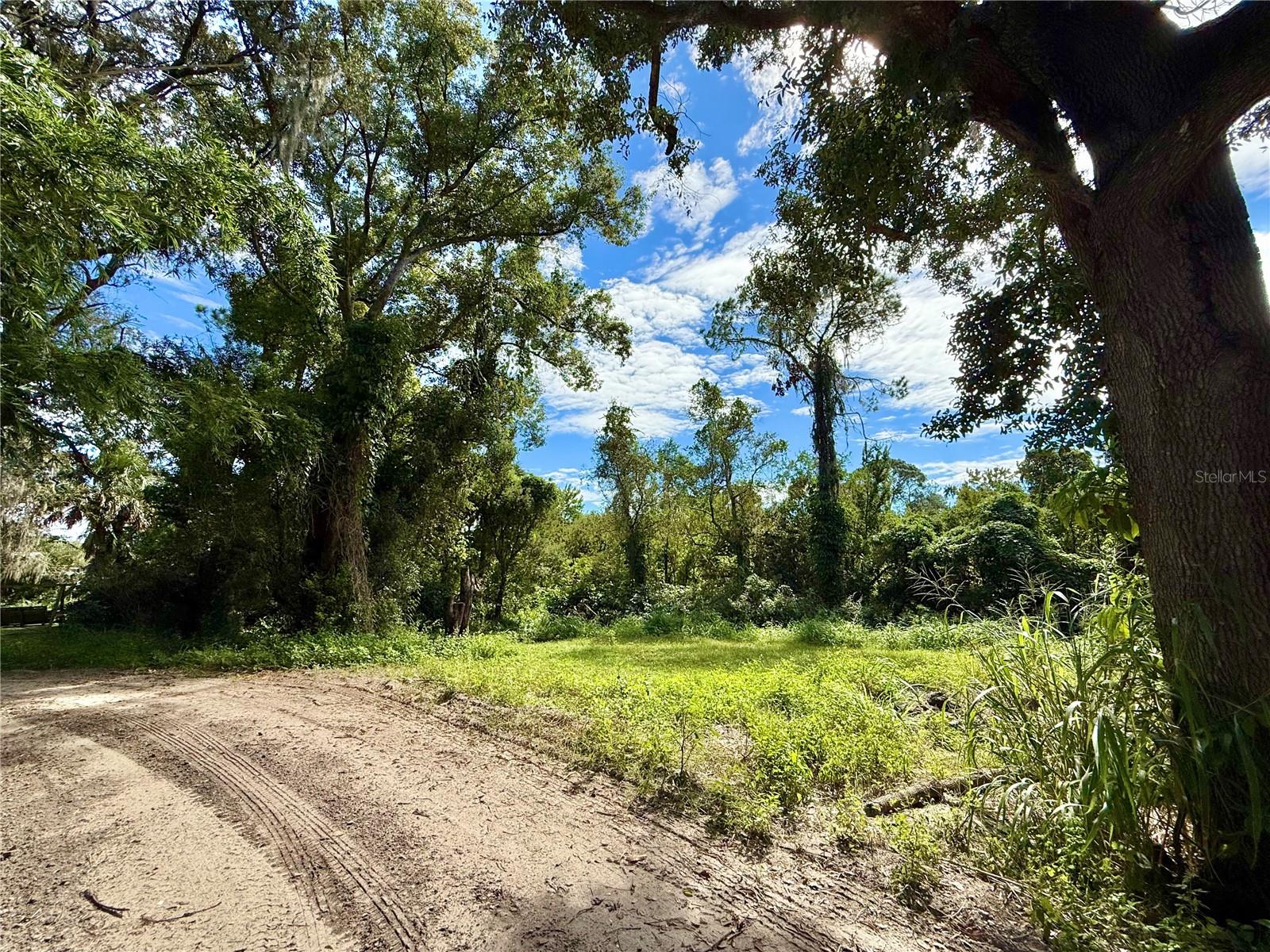 GOLDEN HEIGHTS - Residential