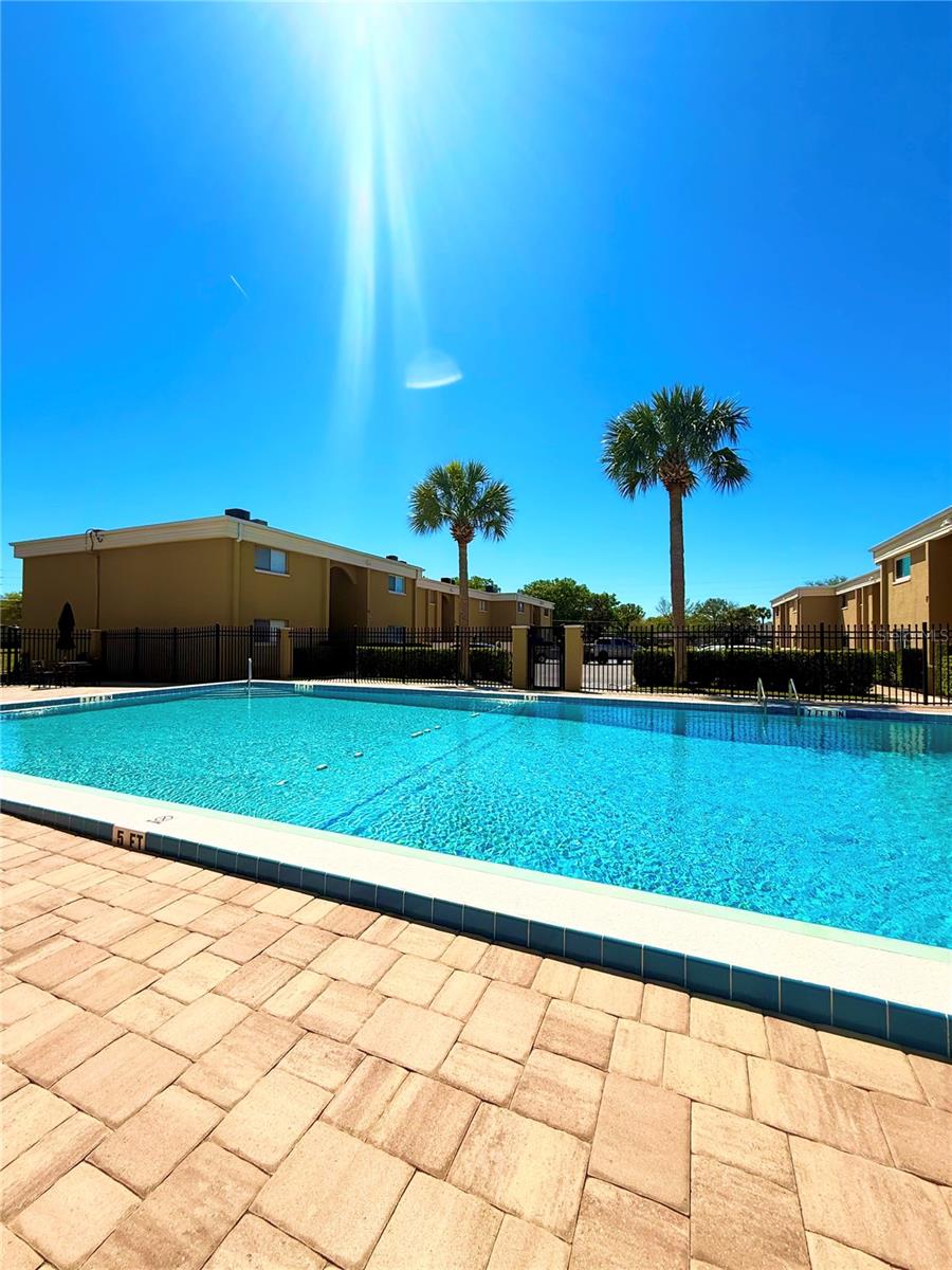 ASHWOOD CONDO - Residential