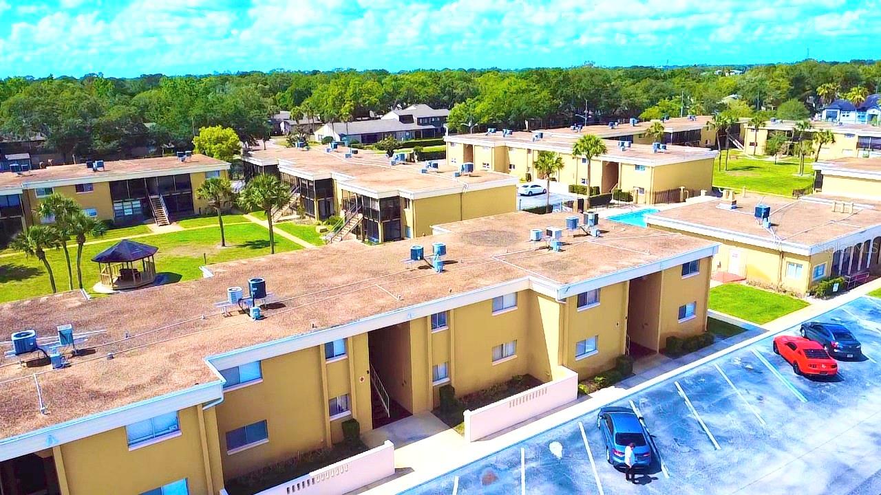 ASHWOOD CONDO - Residential
