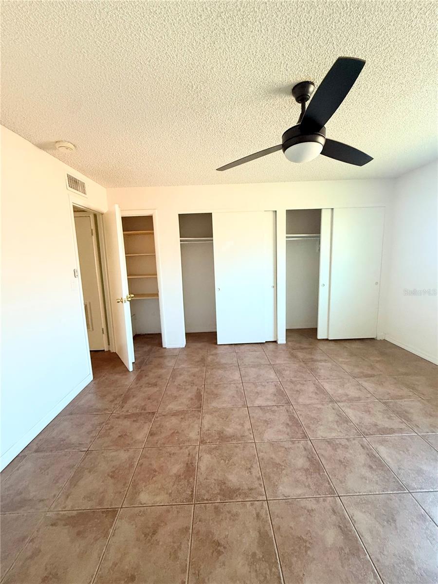 ASHWOOD CONDO - Residential