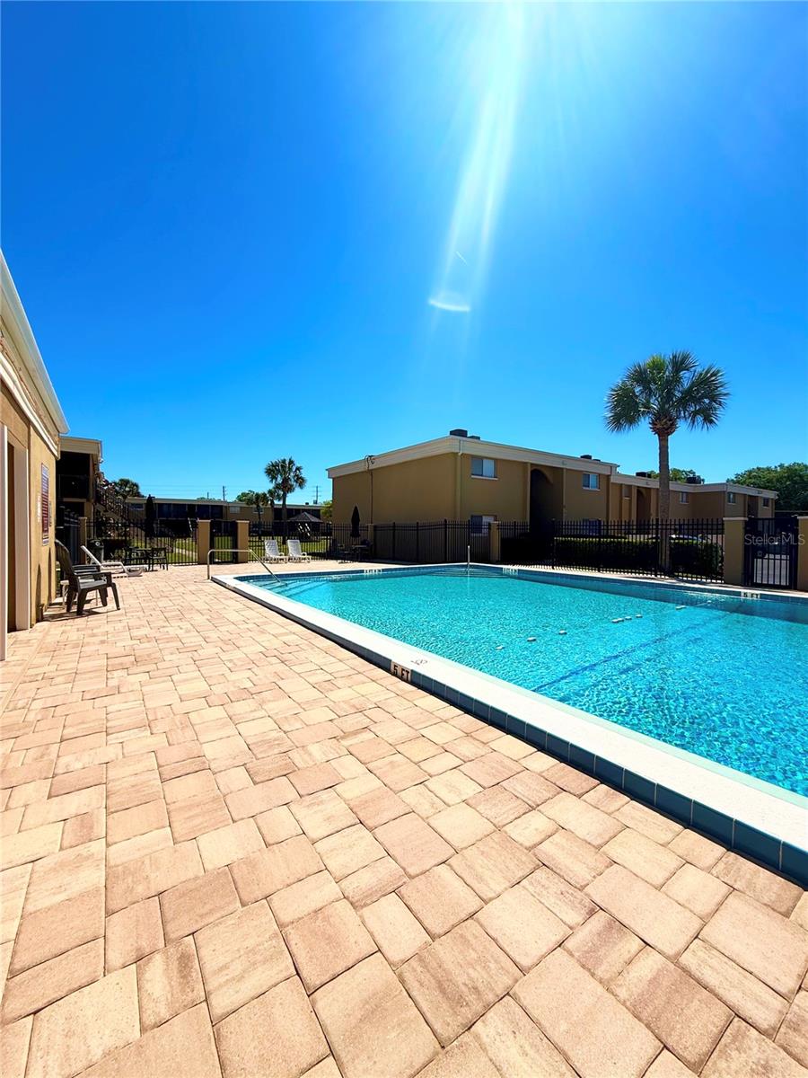 ASHWOOD CONDO - Residential