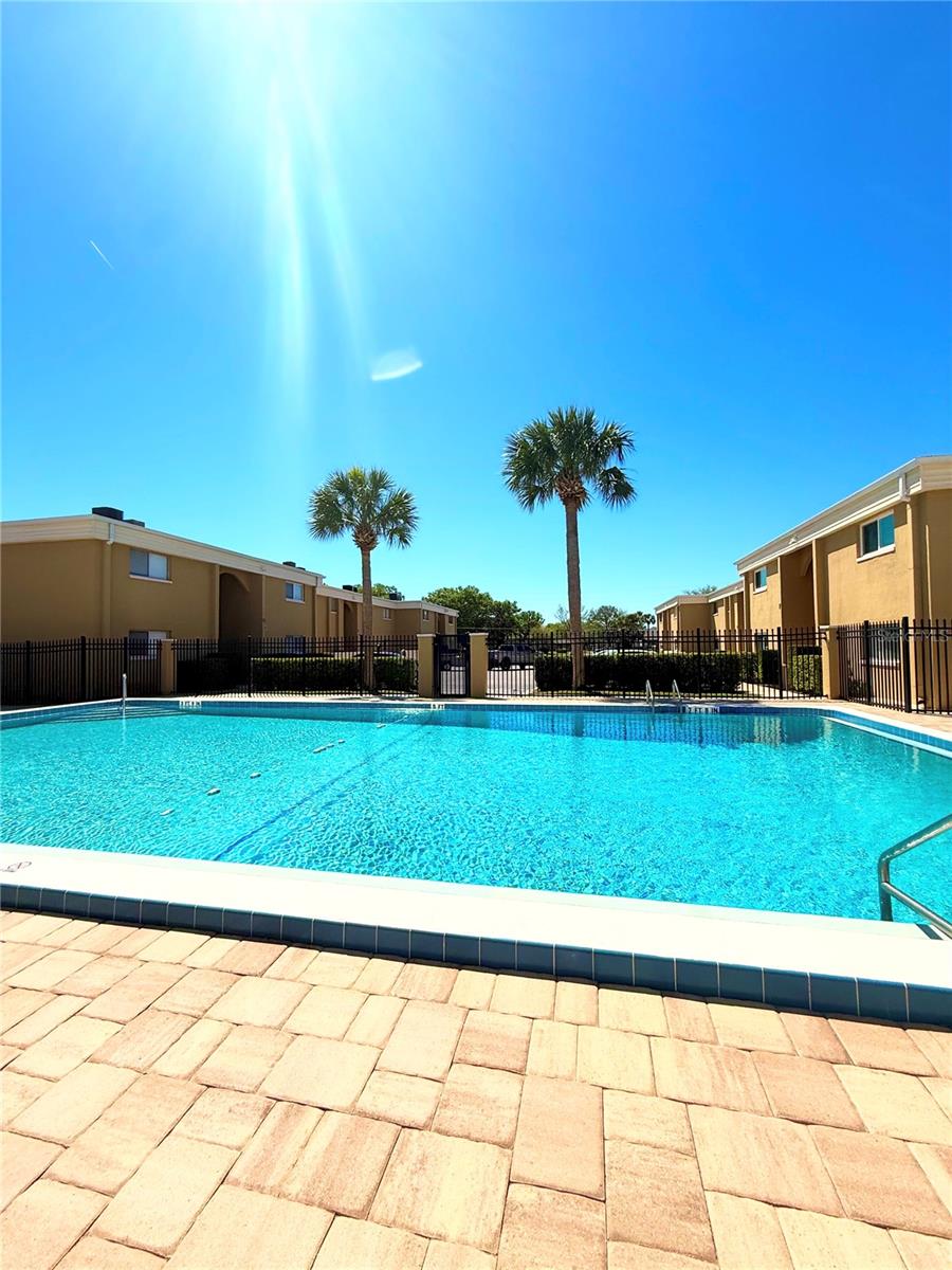 ASHWOOD CONDO - Residential