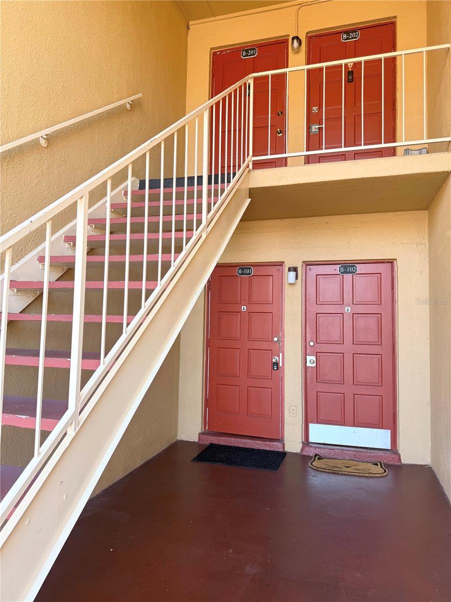 ASHWOOD CONDO - Residential