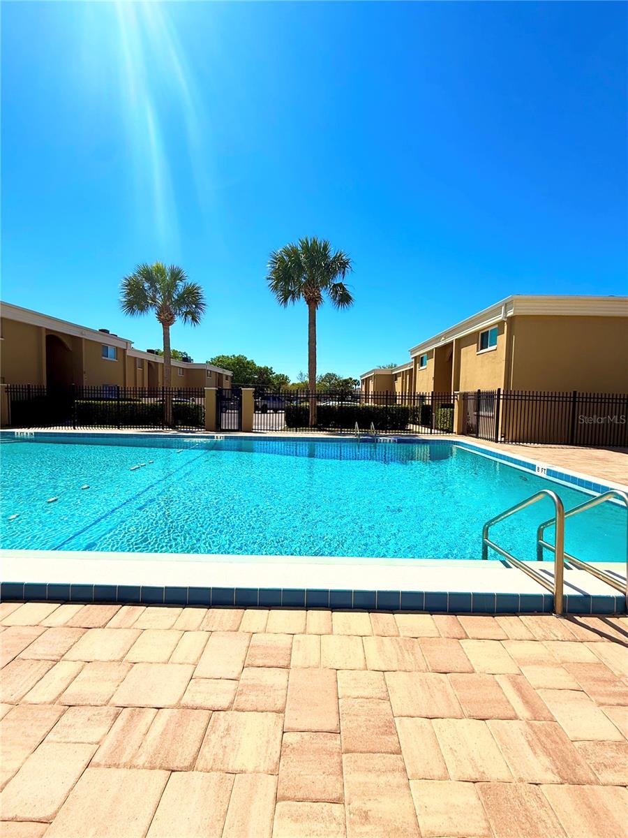 ASHWOOD CONDO - Residential