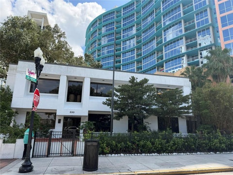 Photo of 330 E Central Boulevard, Orlando, FL 32801 (MLS # O6433489)