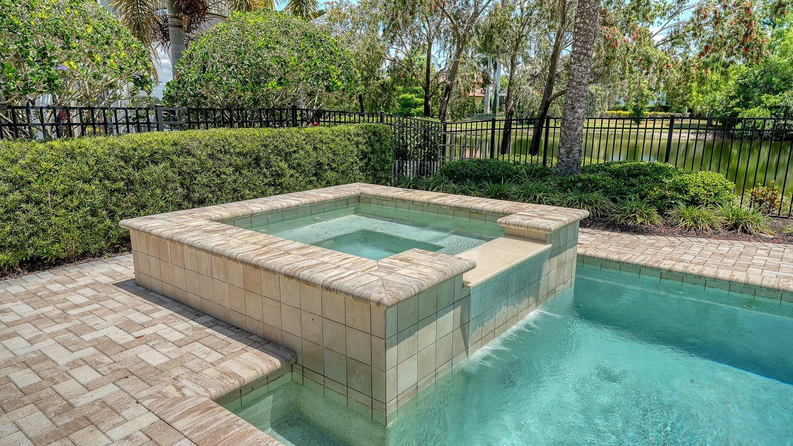 LAKE CLUB PH II - Residential