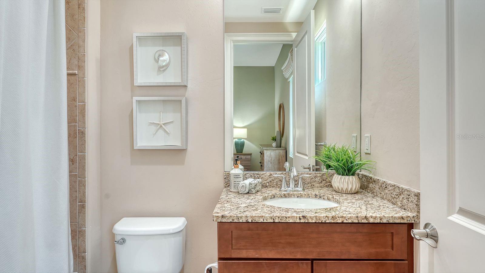 LAKE CLUB PH II - Residential