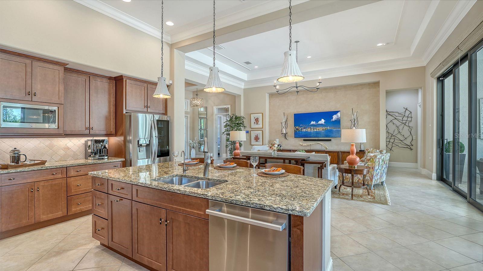 LAKE CLUB PH II - Residential