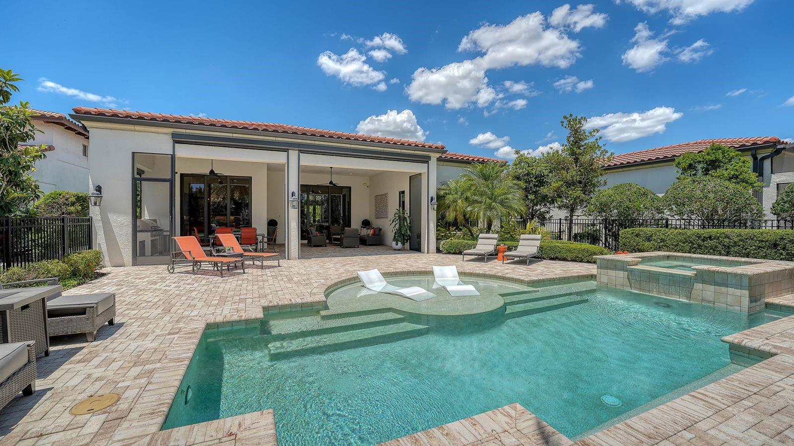 LAKE CLUB PH II - Residential